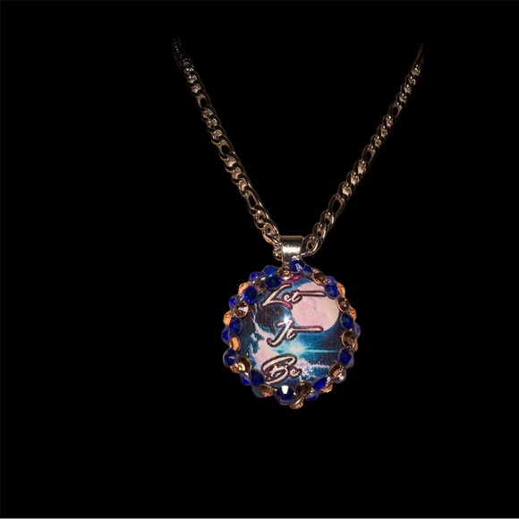 Let it Be Hand Designed Pendant Necklace w/20” chain in Silver Tone - Picture 4 of 6